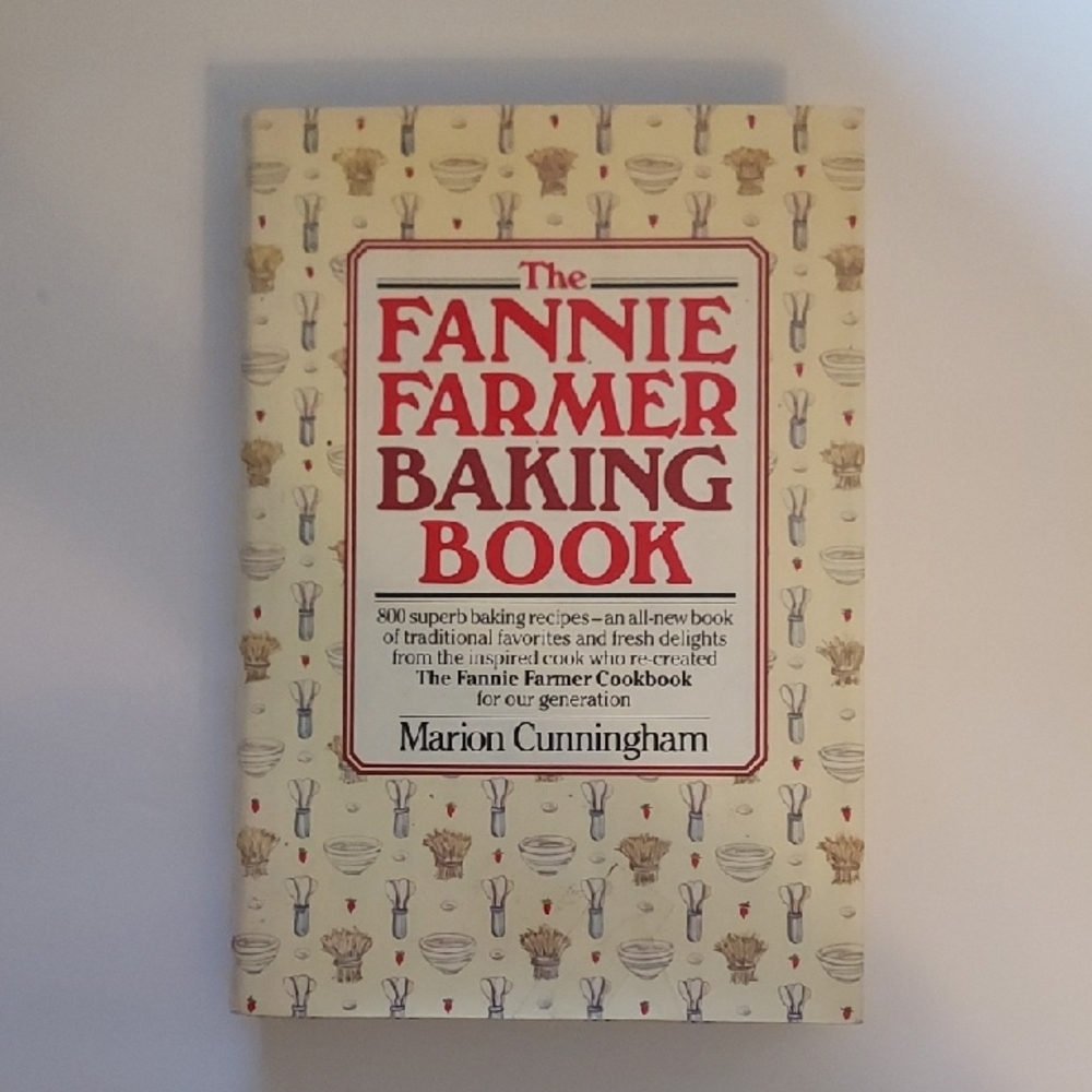 FIRST EDITION 1984 FANNIE FARMER BAKING BOOK Vintage Collectible Cookbook